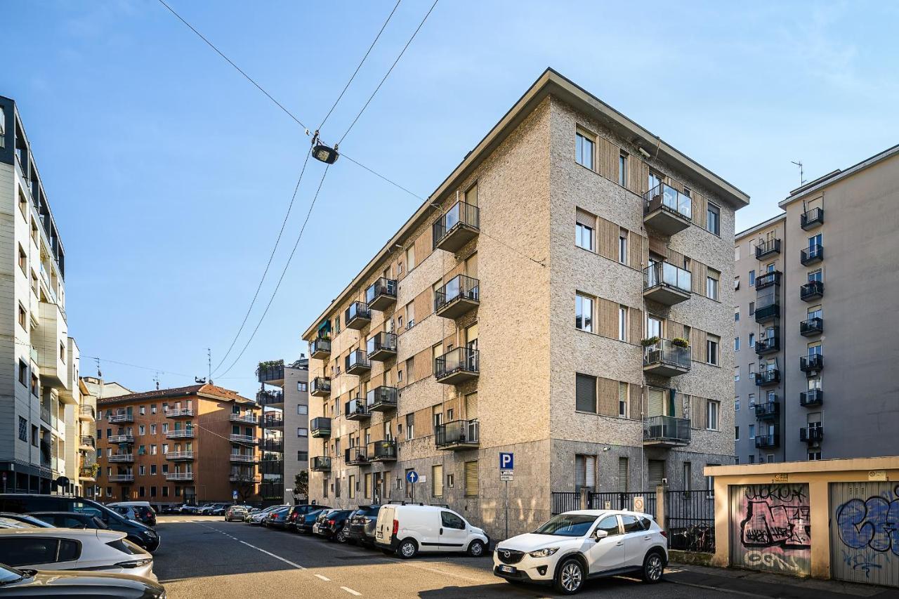 Gressoney 6 - Monolocale Cool Apartment Milan Exterior photo